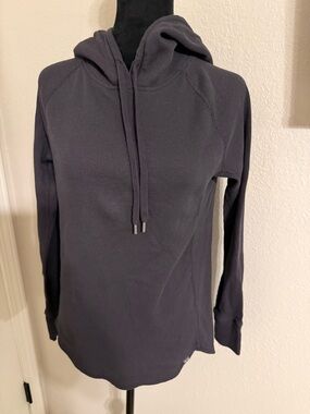 Waffle-Knit Hooded Pullover Henley in Charcoal